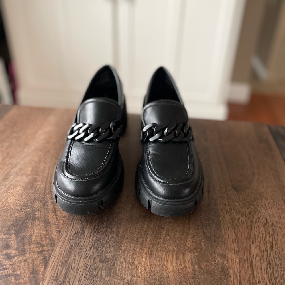 Madden Girl Hoxton Chain Lug Sole Platform Loafers Bl… Gem